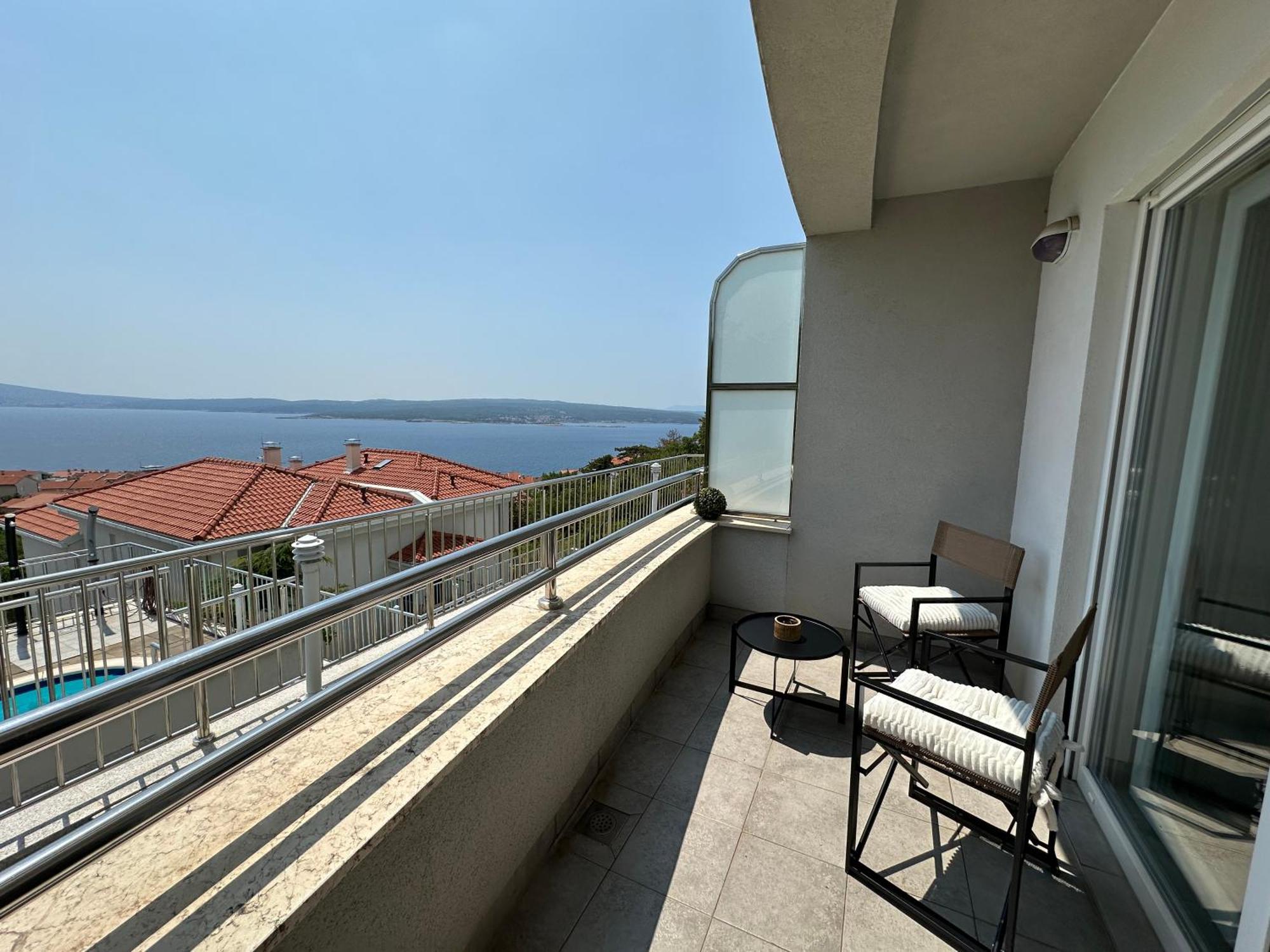The View With Pool - Crikvenica